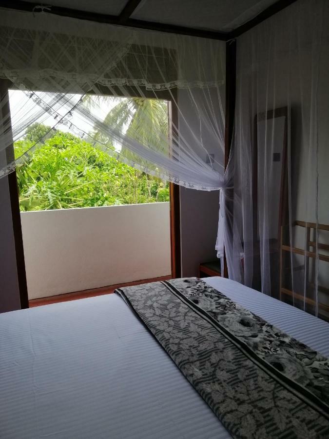 Top Mount Villa Хикадува Екстериор снимка